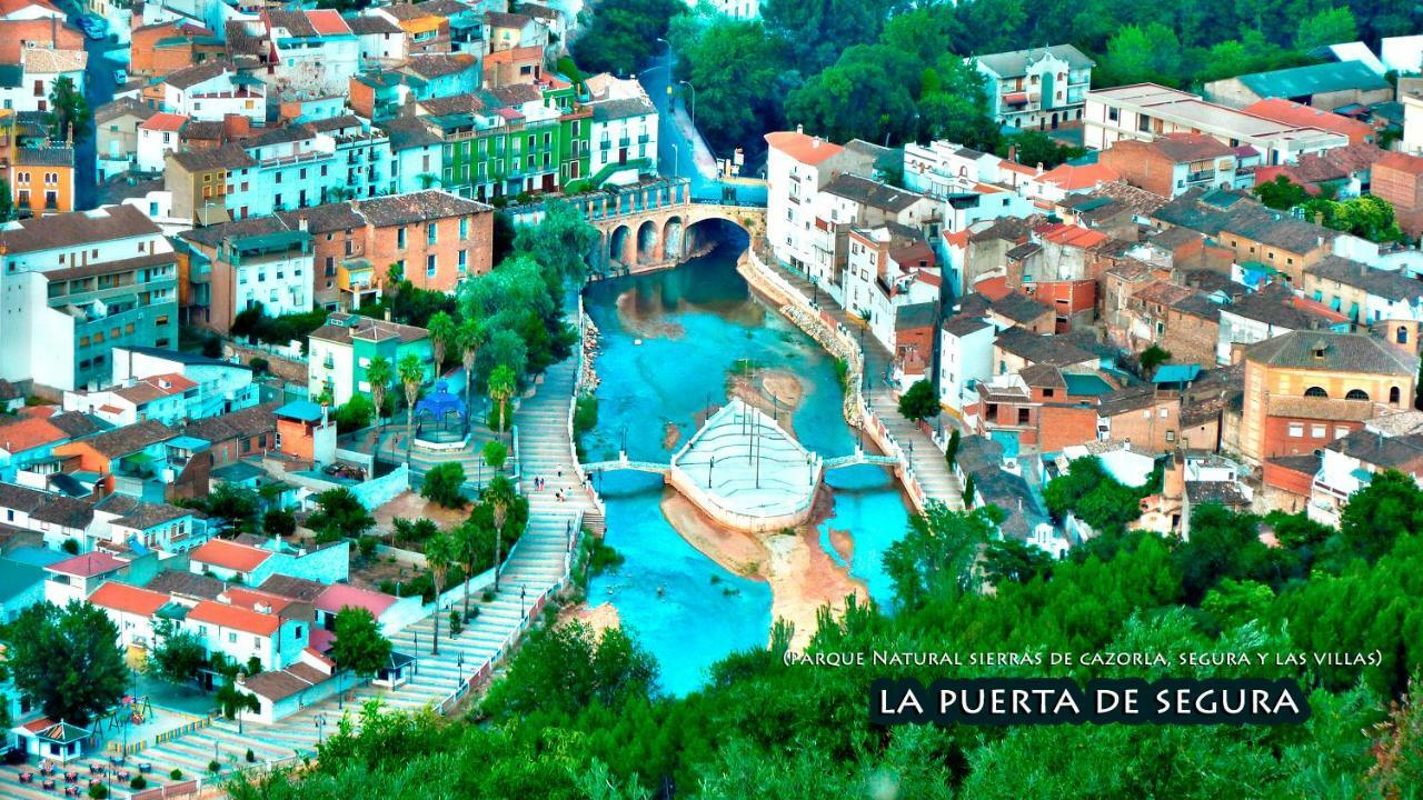La Vieja Parra Casa de hóspedes La Puerta de Segura Exterior foto